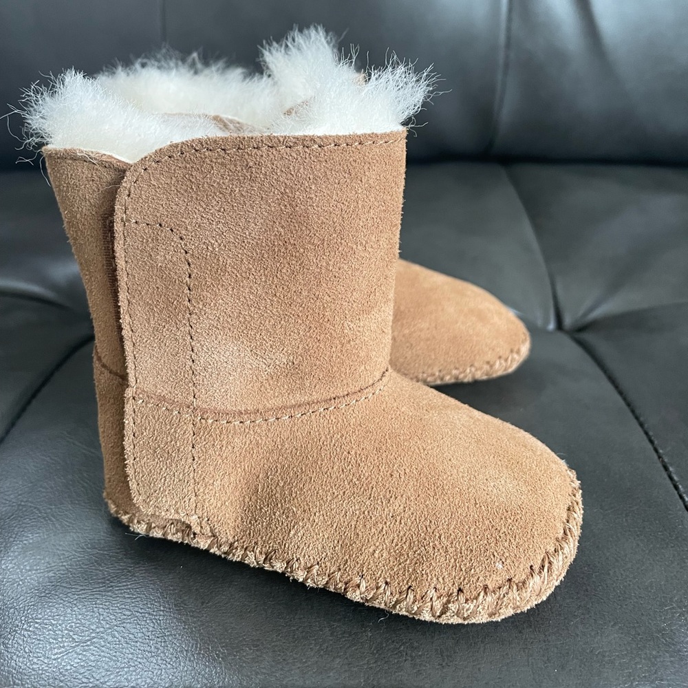 Ugg infant boots.. brand new infant size
